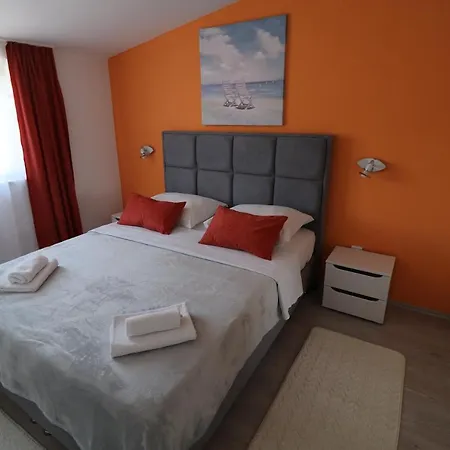 Apartmani Bilokapic Primosten Exterior photo