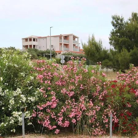 Apartmani Bilokapic Primosten Exterior photo