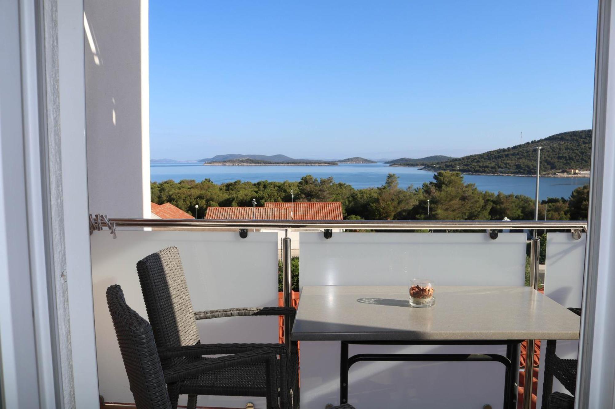 Bilokapic Apartment Primosten